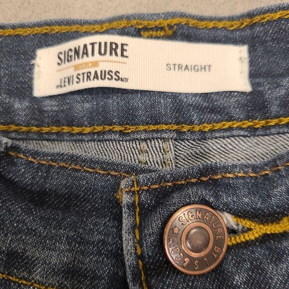 Levi Strauss Signature Blue Denim Jeans - Picture 3 of 7